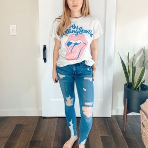 American Eagle Distressed Super Stretch Jeans